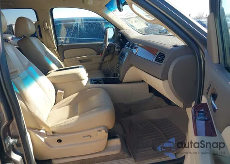 2013 GMC Yukon Slt z USA, uszkodzony, nr VIN 1GKS1CE00DR212788